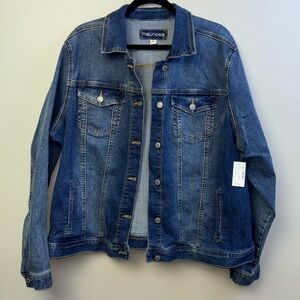 Maurice’s woman’s denim jacket. Size 2X. NWT.